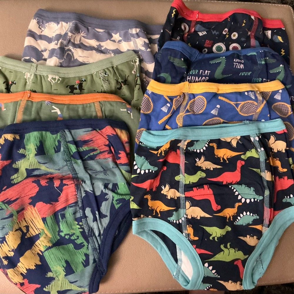 MooMoo 8 Packs Potty Training Pants Cotton Absorbent Training Underwear Boys 5T